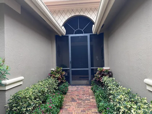 Property Slideshow image 3 of 20 | 8041 e via, Boynton Beach, FL, 33437