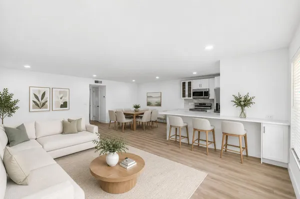 Property Slideshow image 3 of 24 | 1007 s dr, Delray Beach, FL, 33445