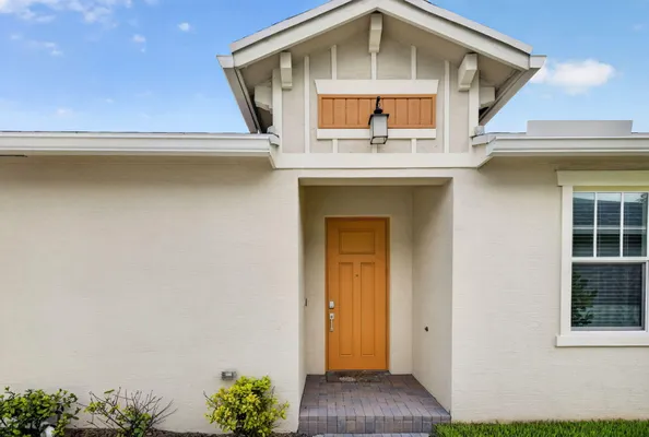 Property Slideshow image 3 of 45 | 2057 se crosswood way, Port St. Lucie, FL, 34984