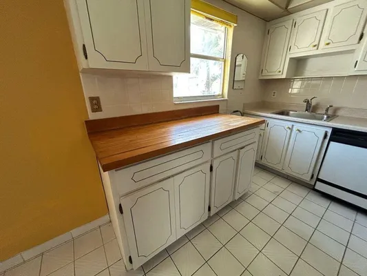 Property Slideshow image 2 of 3 | 137 saxony c, Delray Beach, FL, 33446