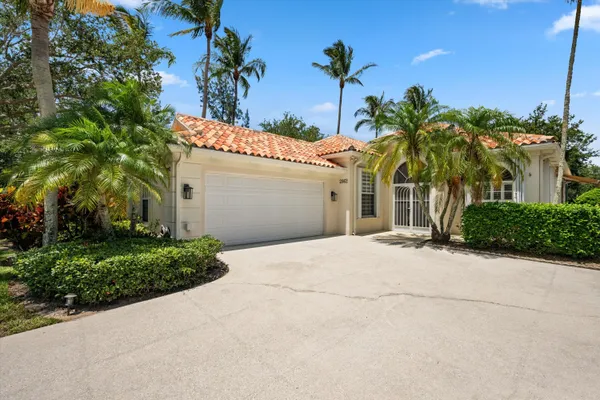 Property Slideshow image 2 of 38 | 2862 irma lake dr, West Palm Beach, FL, 33411