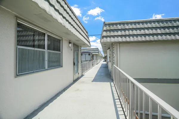 Property Slideshow image 3 of 40 | 87 brittany b ave b, Delray Beach, FL, 33446