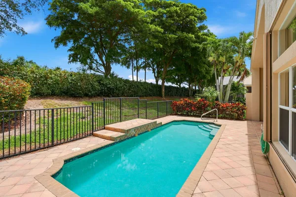 Property Slideshow image 2 of 49 | 7007 imperial beach cir, Delray Beach, FL, 33446