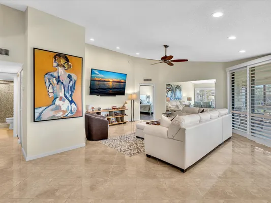 Property Slideshow image 3 of 44 | 15791 loch maree ln 5206, Delray Beach, FL, 33446