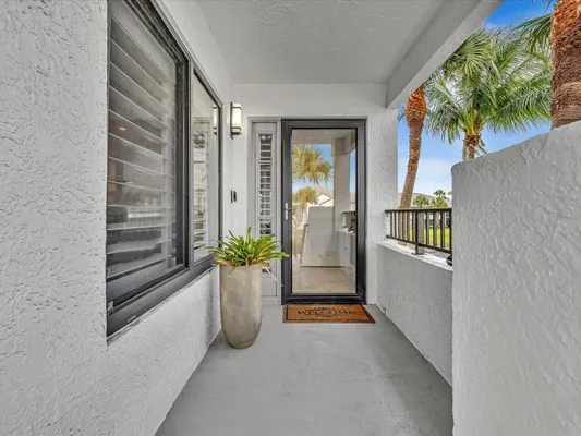 Property Slideshow image 2 of 44 | 15791 loch maree ln 5206, Delray Beach, FL, 33446