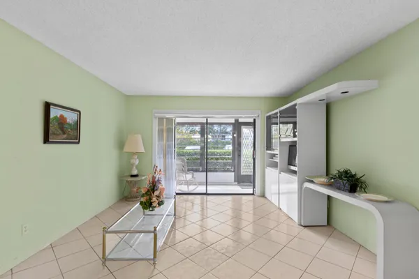 Property Slideshow image 3 of 27 | 15450 pembridge ave 164, Delray Beach, FL, 33484