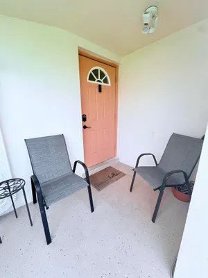 Property Slideshow image 2 of 19 | 2966 crosley dr d, West Palm Beach, FL, 33415