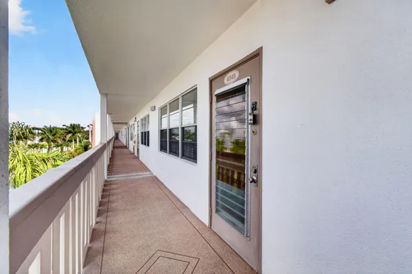Property Slideshow image 3 of 106 | 4048 rexford c 4048, Boca Raton, FL, 33434