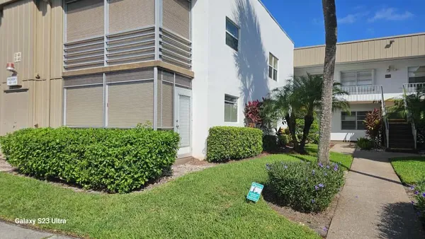 Property Slideshow image 2 of 24 | 400 piedmont i i, Delray Beach, FL, 33484
