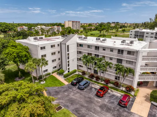 Property Slideshow image 2 of 25 | 3326 arcara way 104, Lake Worth, FL, 33467