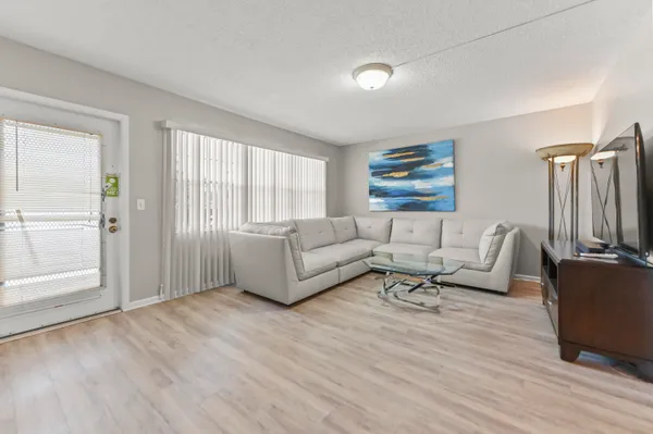 Property Slideshow image 3 of 44 | 2056 ainslie d d, Boca Raton, FL, 33434