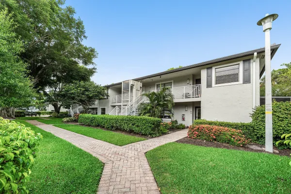Property Slideshow image 3 of 71 | 7 southport ln f, Boynton Beach, FL, 33436