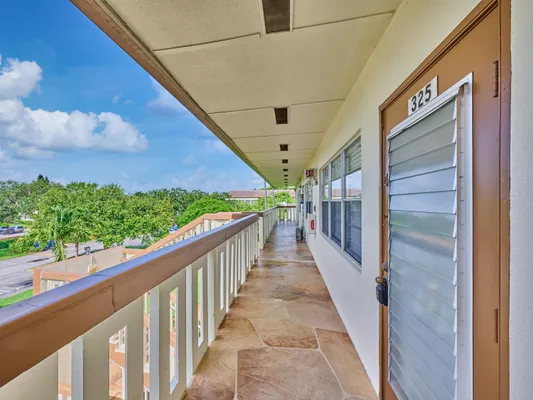 Property Slideshow image 3 of 17 | 325 mansfield dr 325 h, Boca Raton, FL, 33434