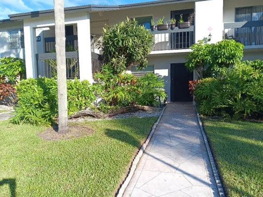 Property Slideshow image 2 of 20 | 13283 pineapple palm ct b, Delray Beach, FL, 33484