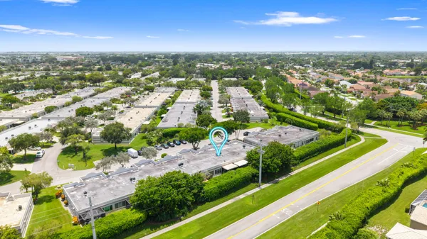 Property Slideshow image 3 of 27 | 9305 flynn cir 6, Boca Raton, FL, 33496