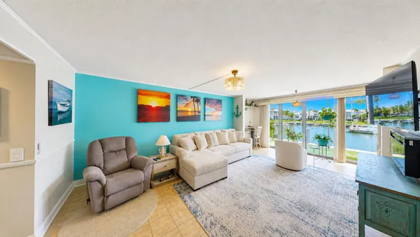 Property Slideshow image 2 of 25 | 1950 sw palm city rd 10106, Stuart, FL, 34994