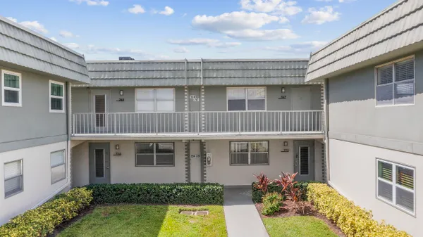 Property Slideshow image 2 of 34 | 723 flanders p p, Delray Beach, FL, 33484