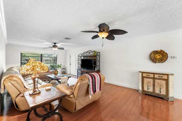 Property Slideshow image 2 of 20 | 4863 hawkwood rd b, Boynton Beach, FL, 33436