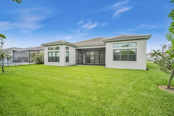 Property Slideshow image 3 of 64 | 10925 glen orchard ln, Boynton Beach, FL, 33473
