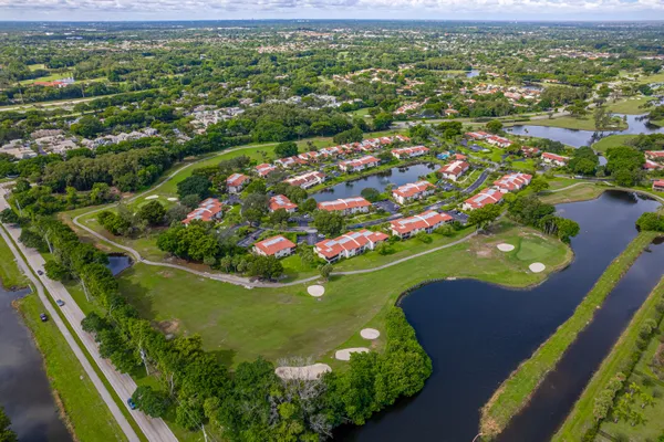 Property Slideshow image 2 of 46 | 8008 eastlake dr, Boca Raton, FL, 33433