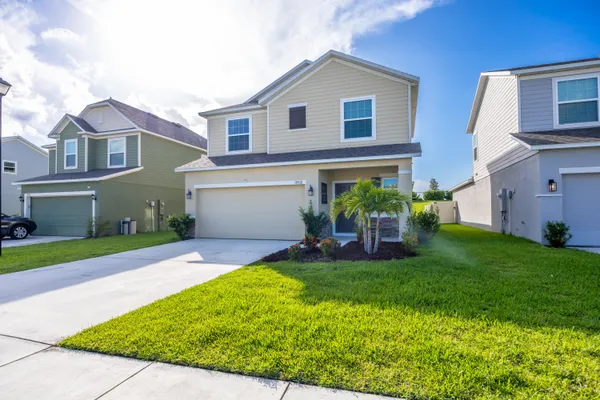 Property Slideshow image 3 of 40 | 10912 sw vasari way, Port St. Lucie, FL, 34987