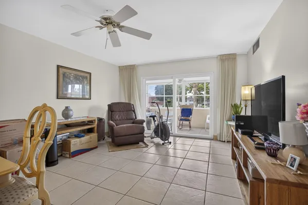 Property Slideshow image 2 of 20 | 12022 w greenway dr 201, Royal Palm Beach, FL, 33411