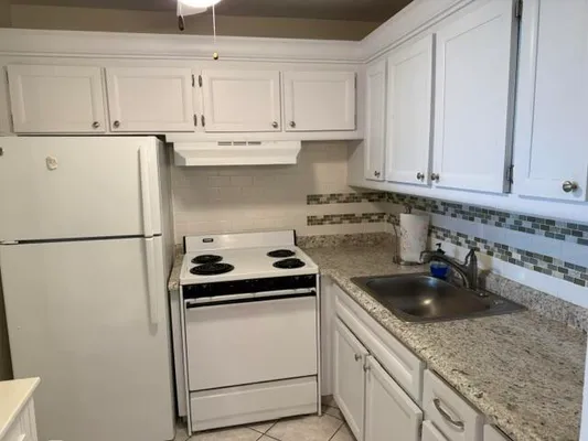 Property Slideshow image 3 of 12 | 350 horizons e 302, Boynton Beach, FL, 33435