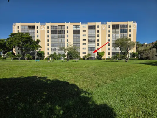 Property Slideshow image 3 of 27 | 14426 amberly ln 203, Delray Beach, FL, 33446