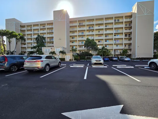 Property Slideshow image 2 of 27 | 14426 amberly ln 203, Delray Beach, FL, 33446