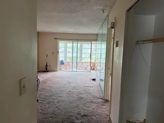 Property Slideshow image 2 of 17 | 3090 nw 46th ave 211c, Lauderdale Lakes, FL, 33313