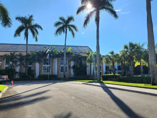 Property Slideshow image 2 of 34 | 7751 southampton ter 201, Tamarac, FL, 33321