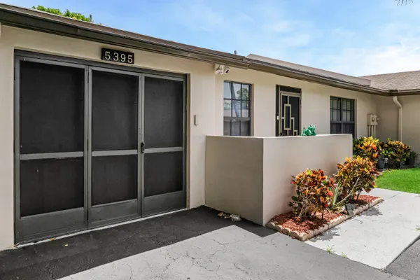 Property Slideshow image 3 of 29 | 5395 viburnum st, Delray Beach, FL, 33484