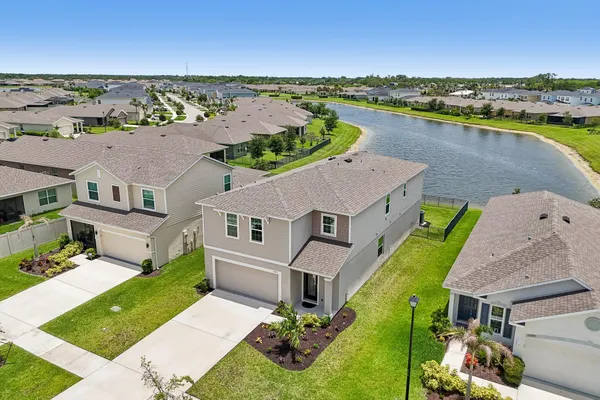 Property Slideshow image 2 of 60 | 10979 sw vasari way, Port St. Lucie, FL, 34987