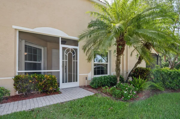 Property Slideshow image 2 of 37 | 5053 toscana trl, Boynton Beach, FL, 33437