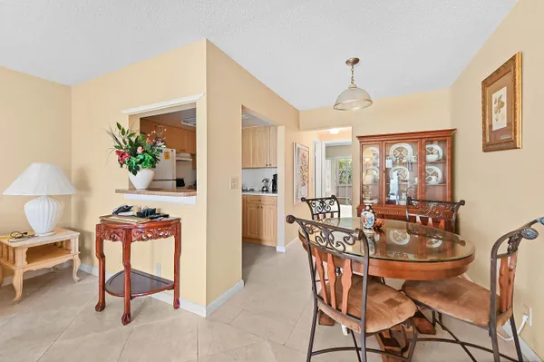 Property Slideshow image 3 of 23 | 270 norwich l l, West Palm Beach, FL, 33417