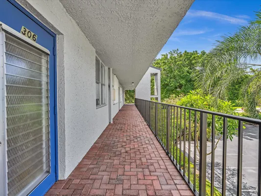 Property Slideshow image 2 of 56 | 14701 cumberland dr 3060, Delray Beach, FL, 33446