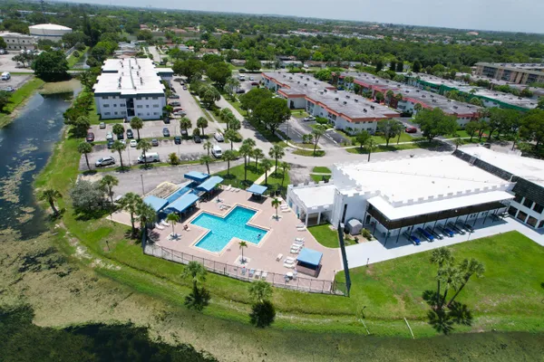 Property Slideshow image 2 of 33 | 4751 nw 21st st 303, Lauderhill, FL, 33313