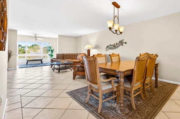Property Slideshow image 2 of 77 | 5906 crystal shores dr 404, Boynton Beach, FL, 33437