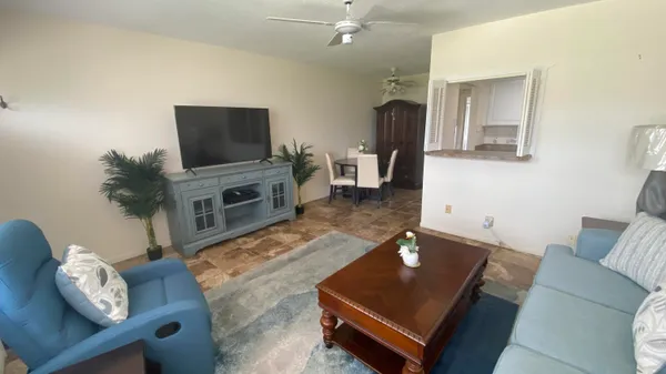 Property Slideshow image 2 of 28 | 150 easthampton g 150, West Palm Beach, FL, 33417