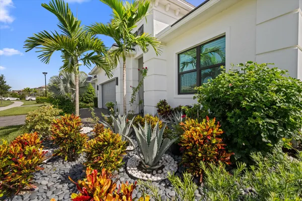 Property Slideshow image 3 of 80 | 5432 saint armands way, Westlake, FL, 33470