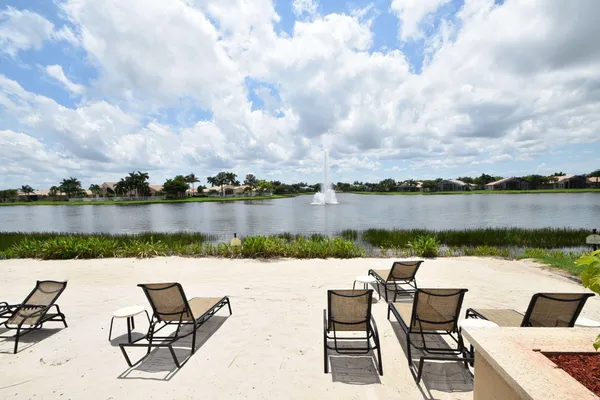 Property Slideshow image 2 of 8 | 7760 lighthouse point ln, Lake Worth, FL, 33467