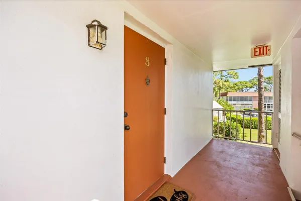 Property Slideshow image 3 of 31 | 2600 se ocean blvd dd-8, Stuart, FL, 34996