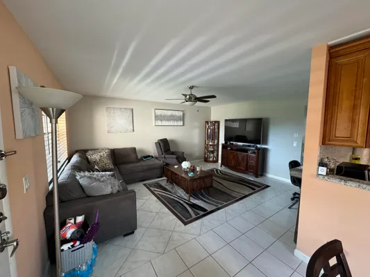 Property Slideshow image 3 of 12 | 669 burgundy, Delray Beach, FL, 33484