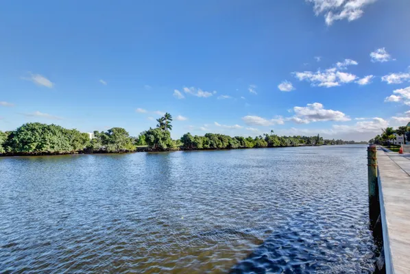 Property Slideshow image 2 of 24 | 29 colonial club dr 202, Boynton Beach, FL, 33435