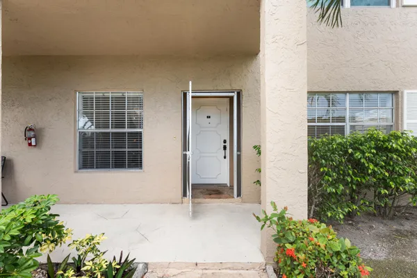 Property Slideshow image 2 of 33 | 5906 via delray c, Delray Beach, FL, 33484