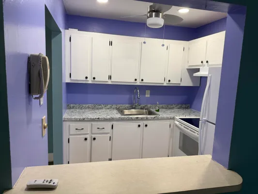 Property Slideshow image 2 of 14 | 146 norwich g 146, West Palm Beach, FL, 33417
