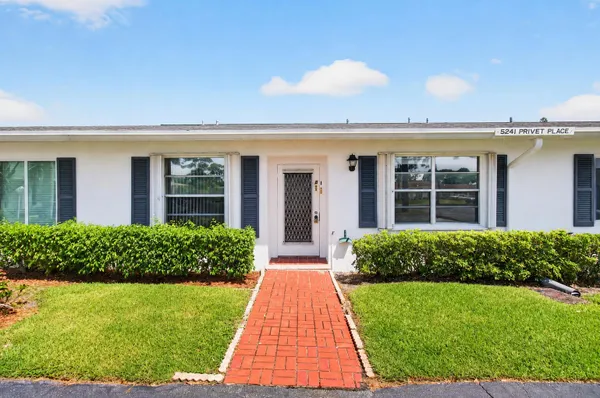 Property Slideshow image 2 of 24 | 5241 privet pl b, Delray Beach, FL, 33484