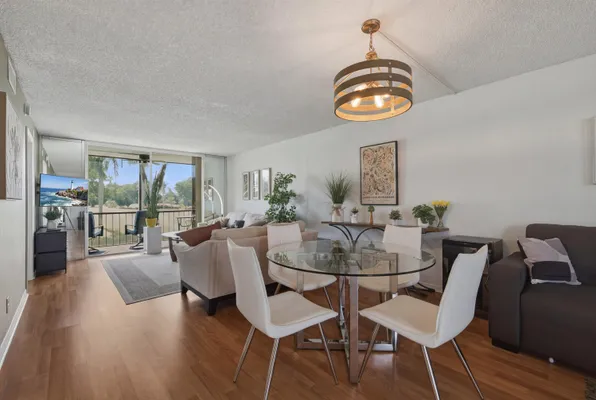 Property Slideshow image 3 of 58 | 9823 s hollybrook lake dr 206, Pembroke Pines, FL, 33025