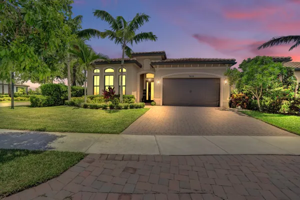 Property Slideshow image 2 of 38 | 7655 seacoast dr, Parkland, FL, 33067