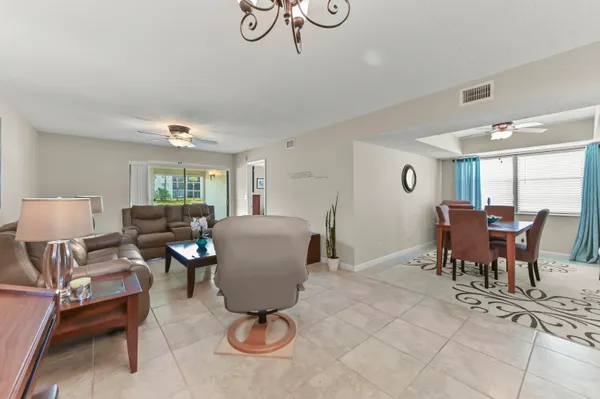 Property Slideshow image 3 of 26 | 7618 tahiti ln 106, Lake Worth, FL, 33467